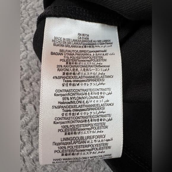 BCBGeneration Women’s Dress Short V Neck Lace Black 0 - Picture 7 of 11